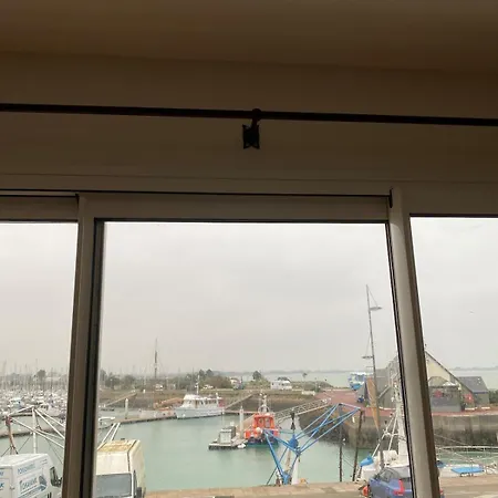 Au Bout Du Port Avec Balcon, Terrasse Et Parking Apartamento *