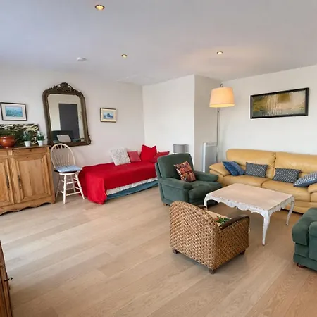 Au Bout Du Port Avec Balcon Et Terrasse * Saint-Vaast-la-Hougue