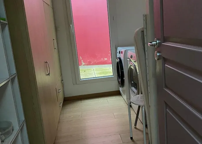 Au Bout Du Port Avec Balcon Et Terrasse Apartman