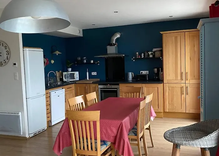 Au Bout Du Port Avec Balcon Et Terrasse *