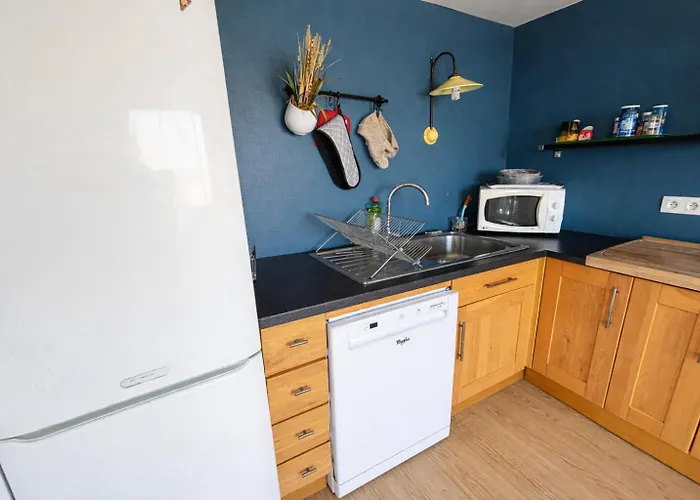 Au Bout Du Port Avec Balcon Et Terrasse *