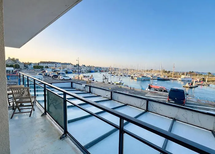 Au Bout Du Port Avec Balcon Et Terrasse *